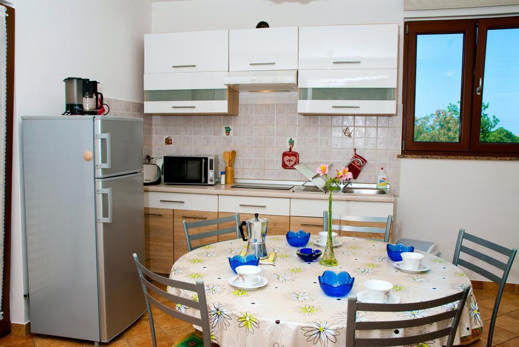 Вилла House Soni - 800 M From The Sea Ровинь Номер фото
